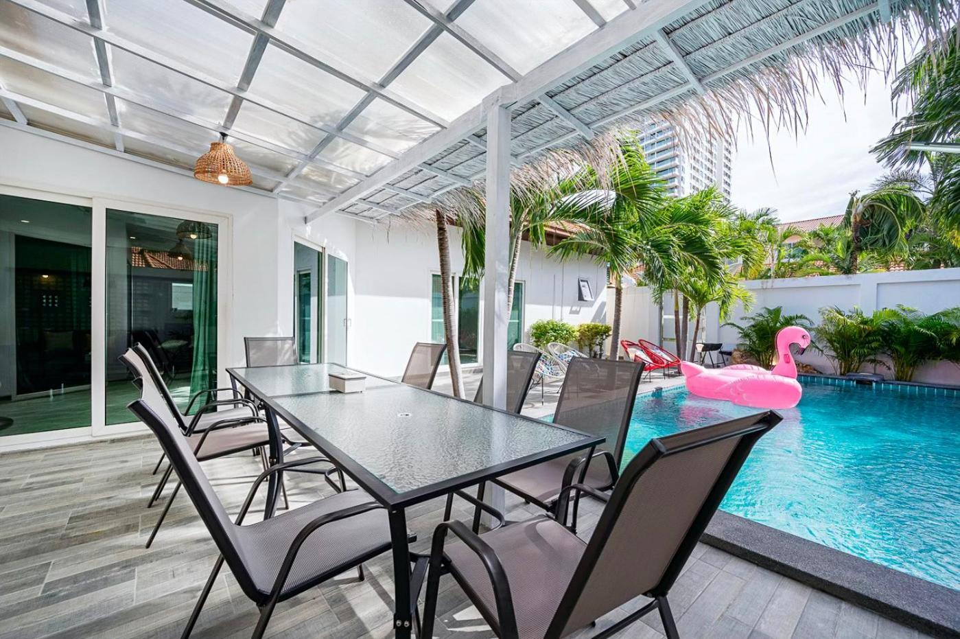 Majestic Residence Pool Villa 4 Bedrooms Private Beach Pattaya Exteriör bild