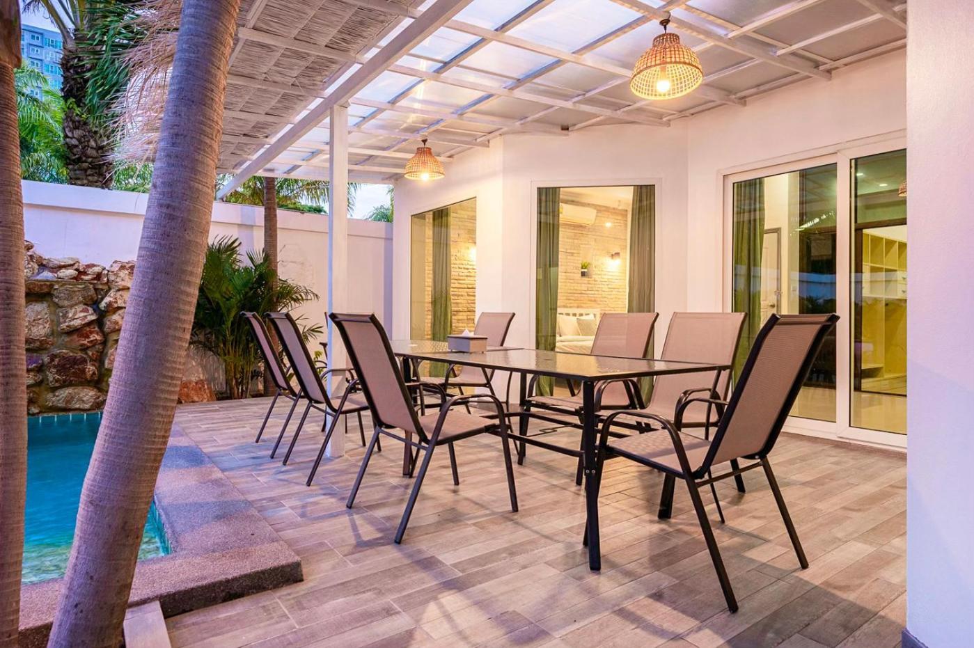 Majestic Residence Pool Villa 4 Bedrooms Private Beach Pattaya Exteriör bild